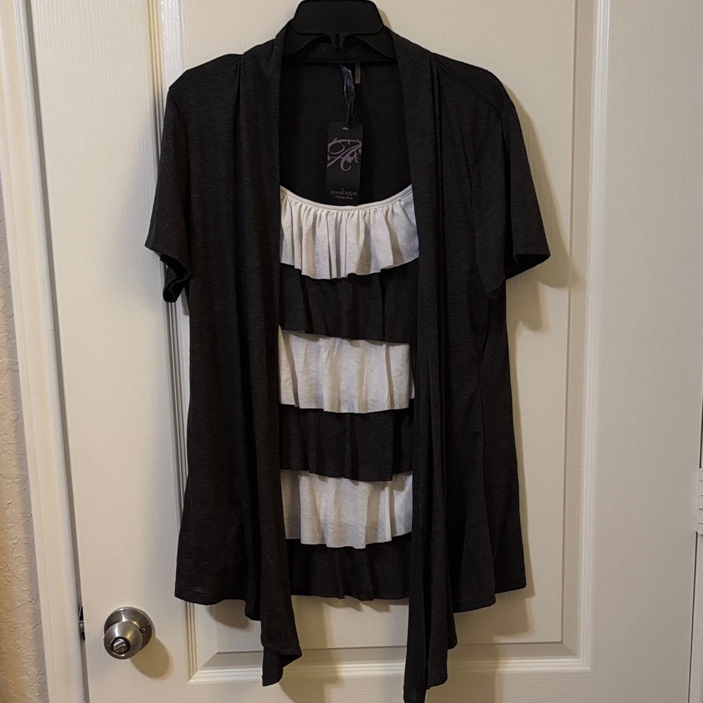 ANDREA FENZI Black and White Layered Top